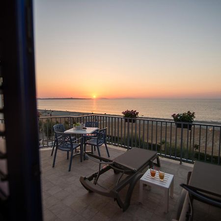 Karma Resort Venetico Exteriér fotografie